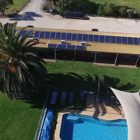 Walkabout Motel Рутерглен Экстерьер фото